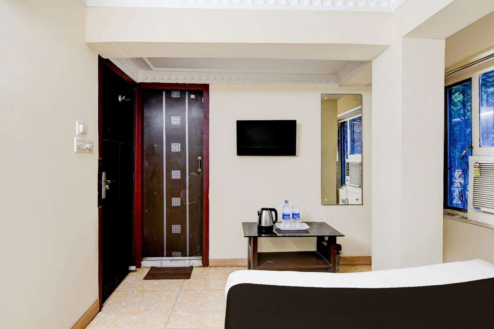 Super Hotel O Sarat Bose Road Formerly Shree Guest House Kolkata Bagian luar foto