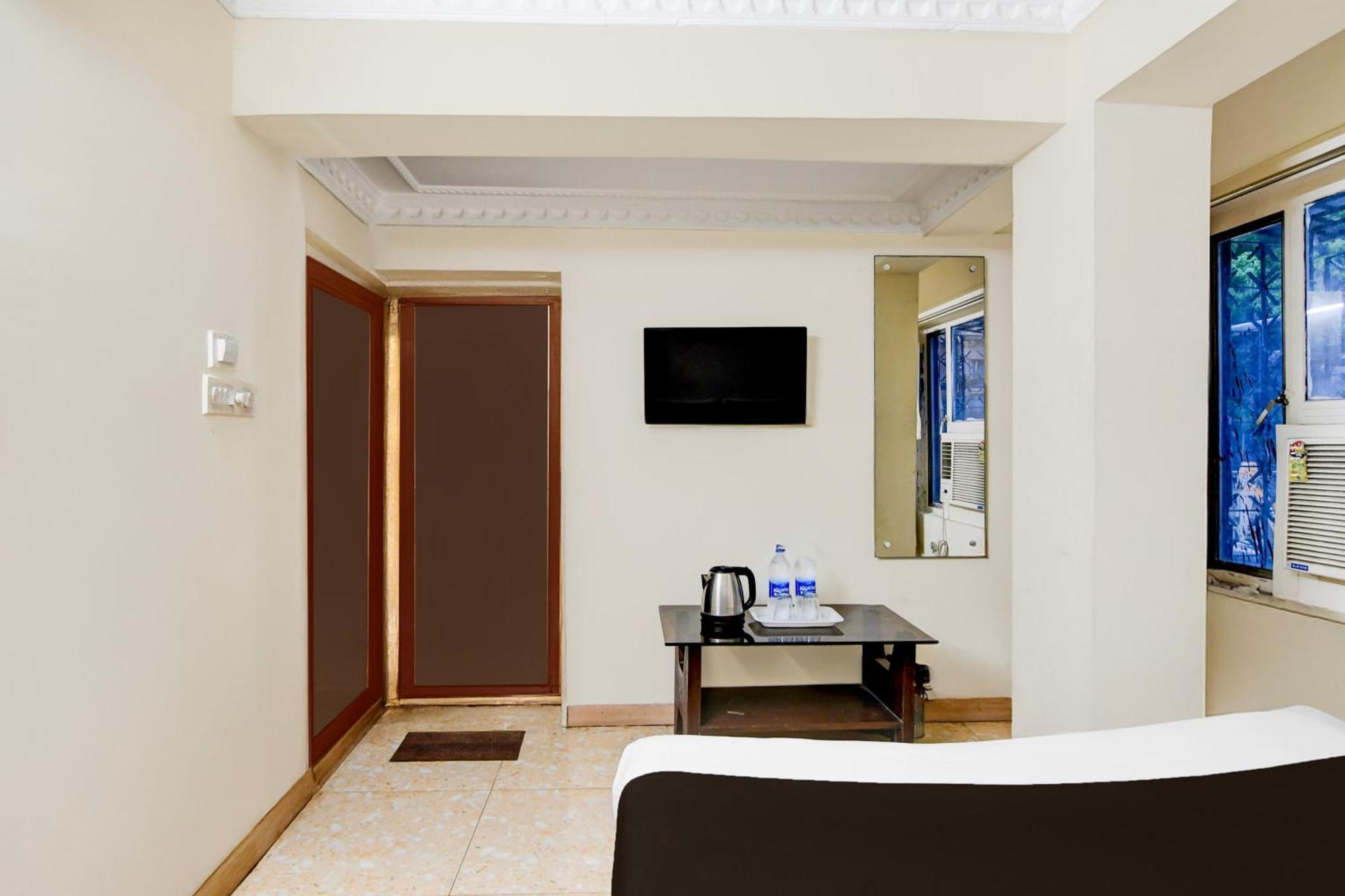 Super Hotel O Sarat Bose Road Formerly Shree Guest House Kolkata Bagian luar foto